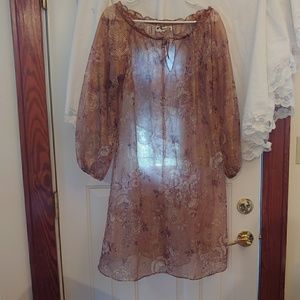 Offer $13🌷Vintage Rainbow California Mary Martin